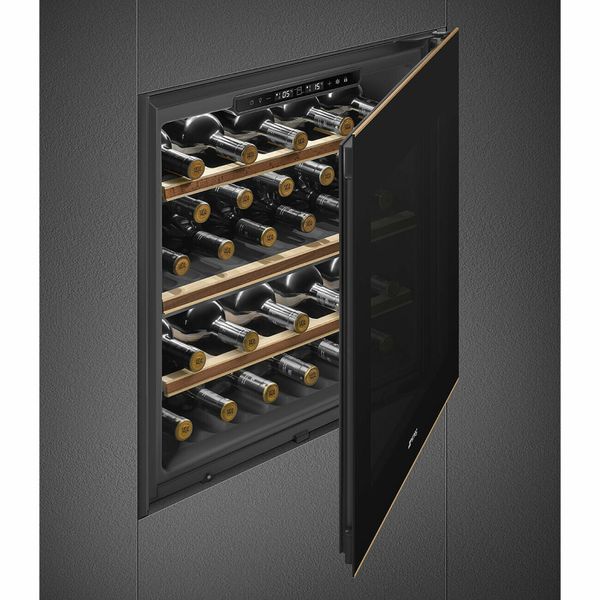 Smeg CVI629NR3 - серія DOLCE STIL NOVO - Вбудована шафа для зберігання вина, 29 пляшок, 60 см, петлі змінні CVI629NR3 фото