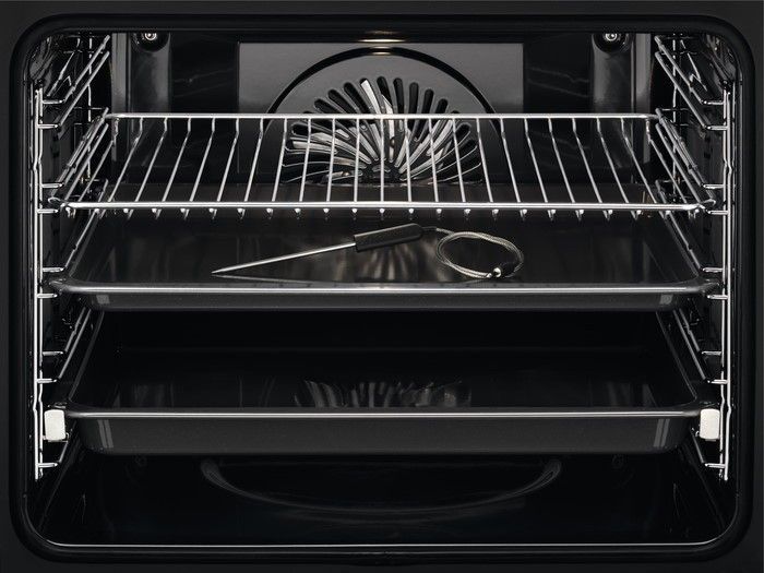 Духова шафа Electrolux (EOE7P31Z) EOE7P31Z фото