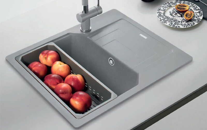 Кухонна мийка Franke Urban UBG 611-100 XL (114.0701.795) гранітна - врізна - оборотна - колір сірий - (пластиковий коландер у комлекті) 114.0701.795 фото